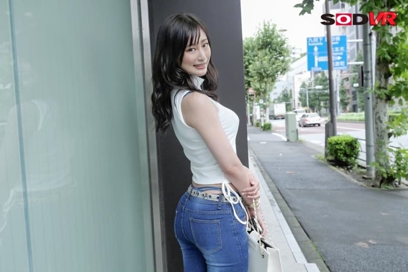 DSVR-1056 【VR】ギャルげっちゅ！～エロい女は最高！素人ギャル数珠つなぎで中出しSEXやりまくり！～