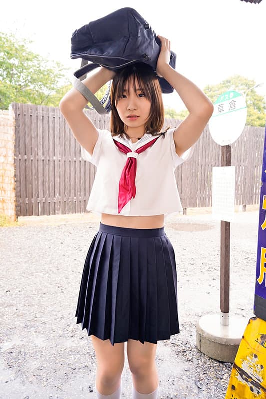 TMAVR-131 【VR】夏の日、ゲリラ豪雨のバス停でびしょ濡れのキミと… 伊東める 弥生みづき