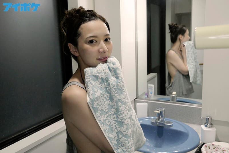 IPVR-104 【VR】「どこ見てんの？ww 私としたい？」 終電逃がし、美人女上司の家にお泊まり！？ノーパンノーブラ 部屋着に興奮したアナタは… 2D大ヒット作品VR化！！ 岬ななみ