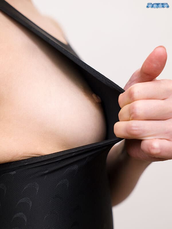 AQUMA-071Yuri Adachi 足立友梨Umi Oikawa 及川うみTowa Sengawa 千川とわToka Yuri 桐香ゆうりKotone Toua 冬愛ことね