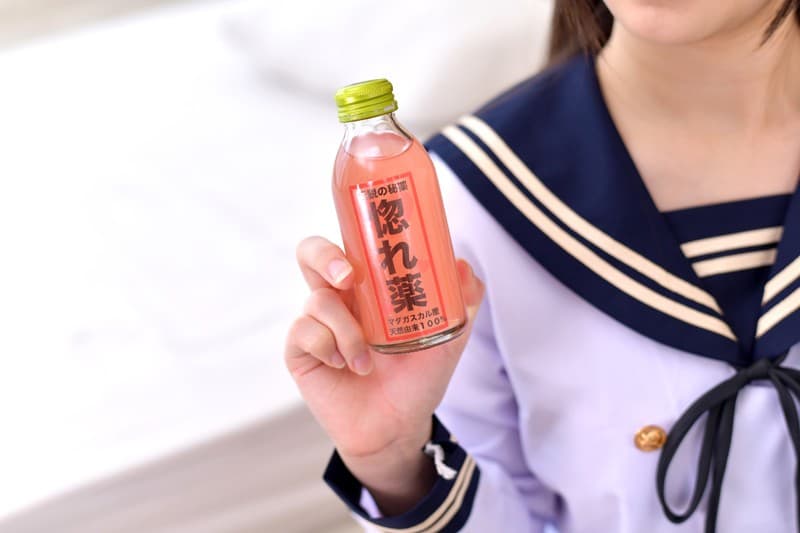 OCVR-002 【VR】3DVRからかい上手の可愛すぎる教え子に惚れ薬を飲ませたらアヘ顔全開イクイク！？大変なことになった件。桃尻かのん