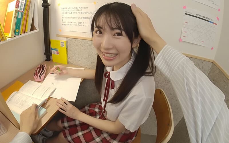 PYDVR-081 【VR】HQ 女子校生お得な4本パック295分