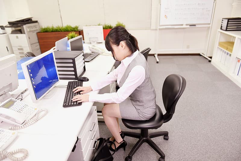 DOVR-032 【VR】残業の女神様、こんな後輩OLに犯されたい！巨乳で艶パンストがたまらない！月宮ねね