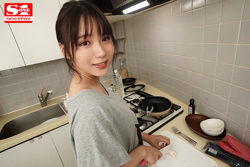 SIVR-186 【VR】小倉七海とず～っと密着… キュートな目も鼻も唇も完全独占！ 最高の距離で魅せるイチャラブ究極同棲VR