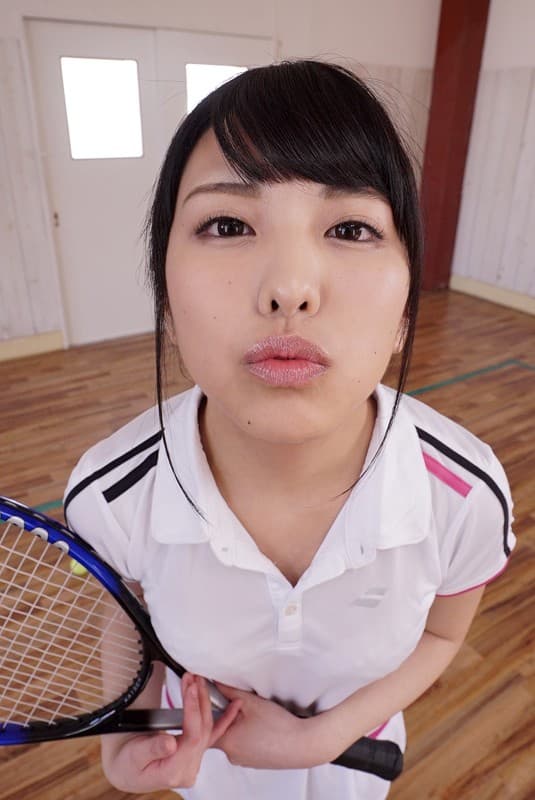 KMVR-442 【VR】まるで青春時代にタイムスリップ！クラスで一番可愛い女の子から体育館に呼び出され、まさかの告白！さらに愛ある中出し制服SEX！！ 倉木しおり