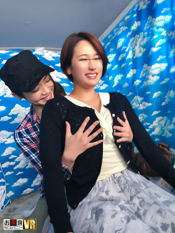 OYCVR-072 【VR】 超王道AV出演体験VR！！あなたよりもカワイイ子を連れてきてください！数珠繋ぎVR！美人女ADが街でナンパして連れてきた断れないヤリマンをあなたのチ○ポでヒーヒーさせてあげて下さい！！更にその子よりもカワイイ断れないヤリマンを電話で呼んでもらう…