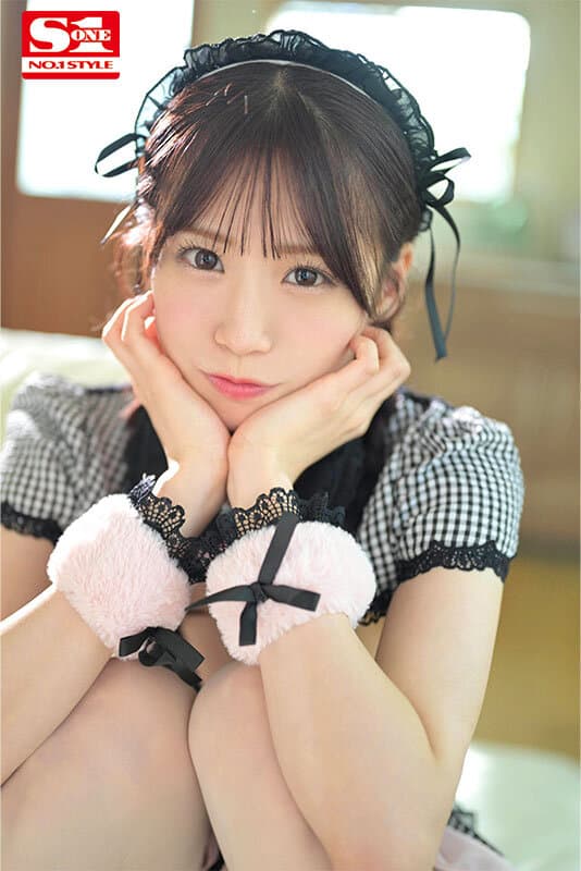 SIVR-316 【VR】可愛い、優しい、エロい。至近距離でじ～っくり見つめながら嬉しそうにご奉仕 【僕専用】即尺ランジェリーメイドVR 未歩なな