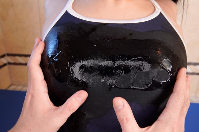 URVRSP-009 【VR】ネットで出会った今どきJ○を素人童貞の僕のチ○ポで堕とした件 みつき 渚みつき