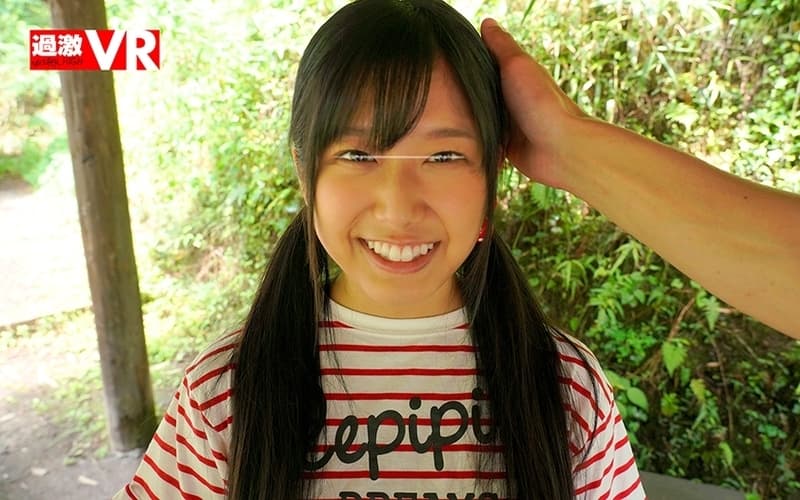 NHVR-149 【VR】近所のおませな女の子に趣味用に借りた僕の隠れ家を占拠されたけど…だるまさん転んだをしたり、野ションを見せてもらったり、リモバイ当てゲームで盛り上がったり、ハメ比べっこもできて、とても楽しい。