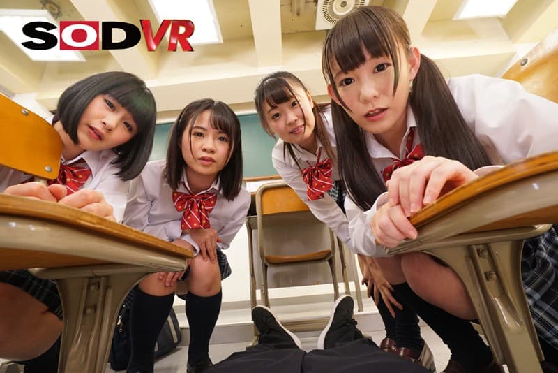 DSVR-443 【VR】トイレがない世界で、女子校のトイレになれるVR