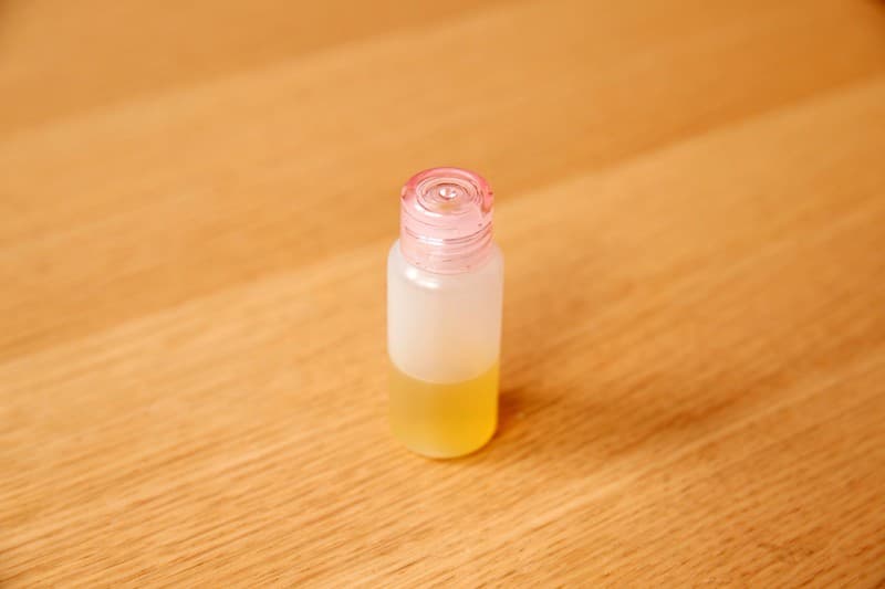 KMVR-413 【VR】睡眠薬を盛られ、欲求不満な巨乳妻に3回連続強制中出しさせられた僕 南まゆ