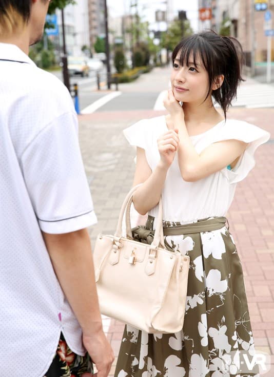 VOVS-240 【VR】長尺58分?高画質 ナンパして車内でヤッちゃえ！清純派激カワ娘に生中出し ななせ麻衣