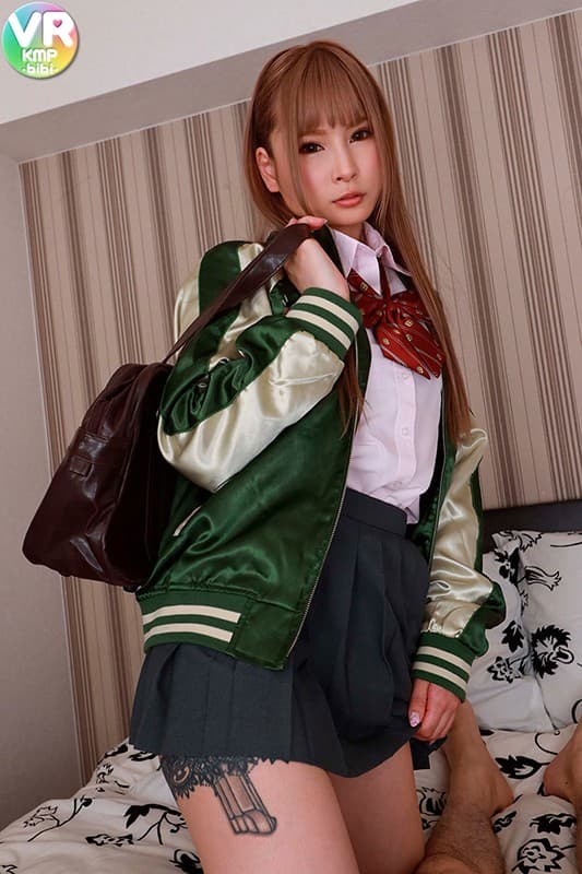 BIKMVR-151 【VR】池袋に実在する人気店No.1箱ヘル嬢が禁断の生ハメ堕ち葉月レイラ