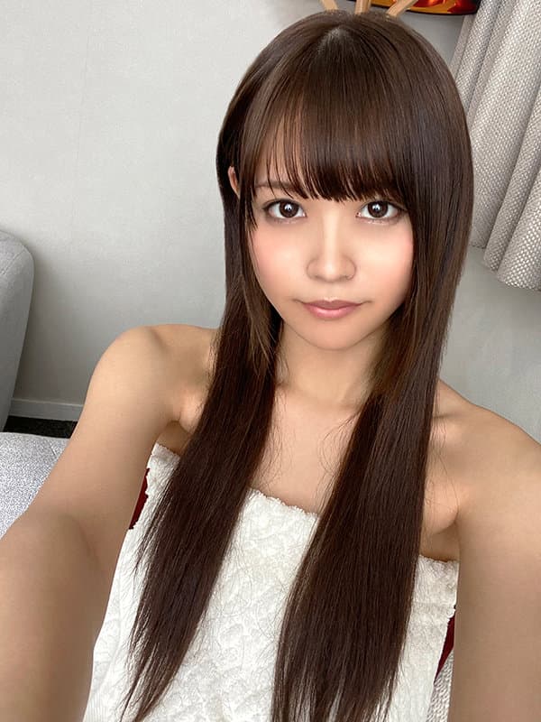 KIWVR-246 【VR】【出会って1分で玄関即ズボ中出し！】JDのセフレと中イキ最中に追撃猛烈ピストン！【連続絶頂イキ早漏マ○コ】を獣のように激しく突きまくった【中出し】【顔射】 ののか