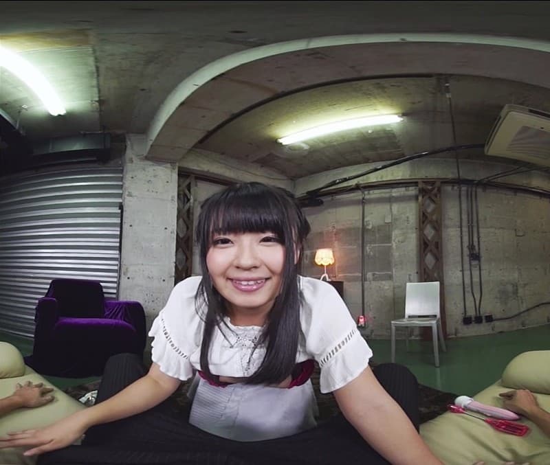 AVVR-223 【VR】激イカセ！いきなりパンチラ挑発されて… さとう愛理