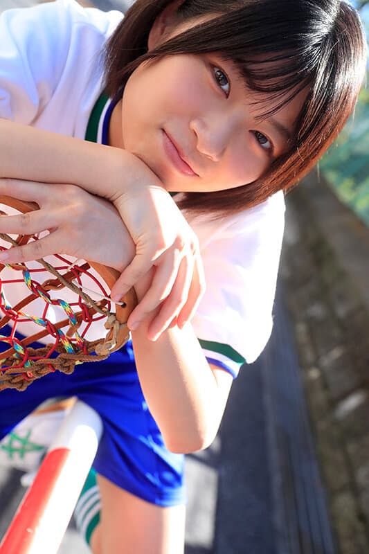 PIPIVR-001 佐野なつ【VR】【発掘素人】その辺を歩いてそうなウブな部活女子○生なっちゃん、イキすぎ警報！初中出しVR【汁無双】 / PIPIVR-001 Sano Natsu Naive Club Girl – VR