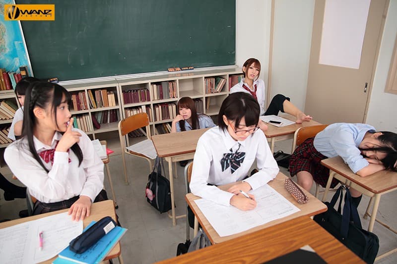 WAVR-037 【VR】服が透けるゴーグルを手に入れたVR