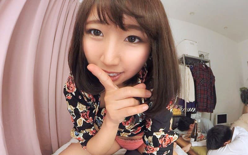 CAFR-232 【VR】旦那の真横でこっそり不倫SEXする浮気妻 有坂つばさ