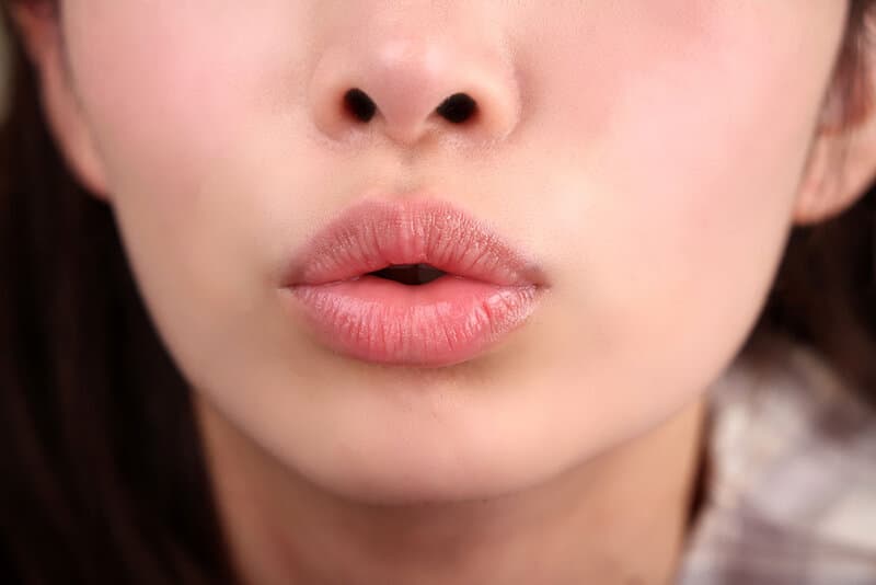 SPIVR-040 【VR】無理矢理ウチへ押しかけて来た後輩女子大生のポテッとした誘惑リップ 葉月みりあ