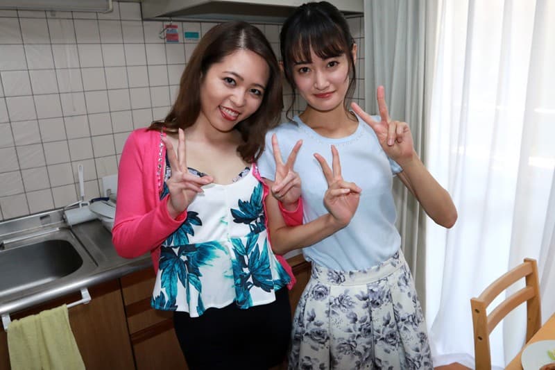 CCVR-018 【VR】ハーレム★シェアハウス 自由奔放な紅蘭と真面目でしっかり者の初音と僕の夢の三角関係