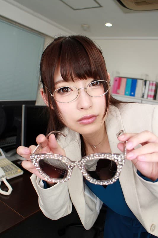 EXHQVR-001 【VR】魅惑のフロントジッパー水着VR 波木はるか メガネをかけたら突然！！ 例の水着とブーツの性癖ドストライク美女が目の前に！