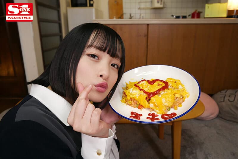 SIVR-216 【VR】愛宝すずとず～っと密着…キラキラ笑顔も純白Gカップも完全独占！最高の距離で見せる究極同棲VR