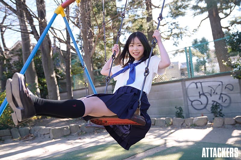 ATVR-055 【VR】青春の初体験VR 期末テストが終わって今日は親がいない。だから今日こそ僕の部屋で彼女とセックスするんだ。 百瀬あすか