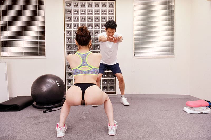 DOVR-026 【VR】一日体験入学！これが噂の尻見放題のフィットネスクラブ！一条みお