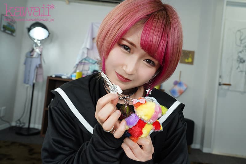 KAVR-190 【VR】エロカワの最高セフレと相性抜群だけど超めんどくさいメンヘラ！彼女との同棲部屋に勝手に上がり込み人生終了の生ハメ中出し性交 深田結梨