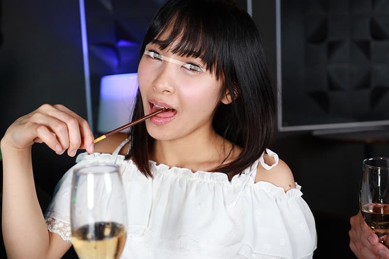 CLVR-098 【VR】ギャラ飲み女子完全攻略マニュアル 港区を知り尽くした友人と2人でギャラ飲み慣れした素人女子を口説いて即パコVR！！