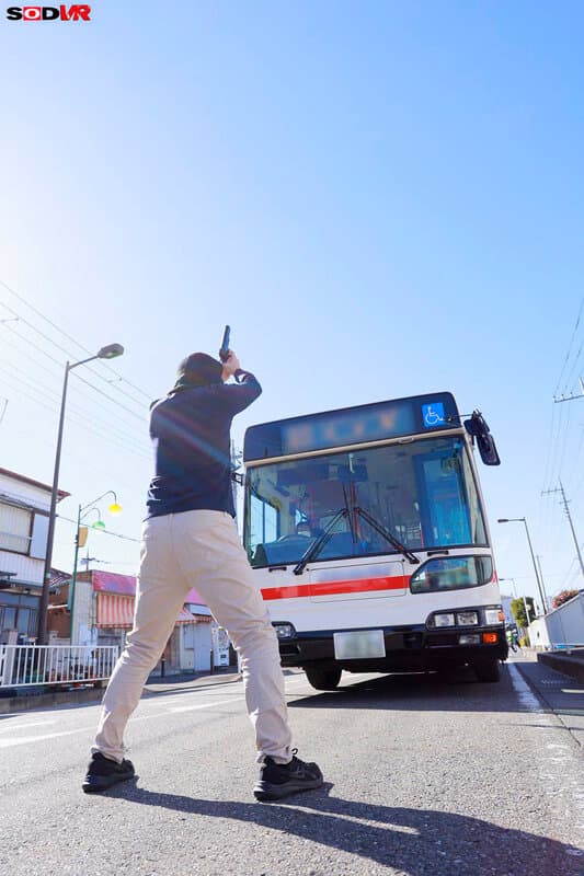 DSVR-1546 まなみ静奈, 和久井美兎, 夢川りあ, 工藤ララ, 末広純, 紺野みいな, 菊池まや【VR】【8K】（超リアル体験）バスジャックVR ※被害者7名:女子大生/母娘/女子●生/主婦