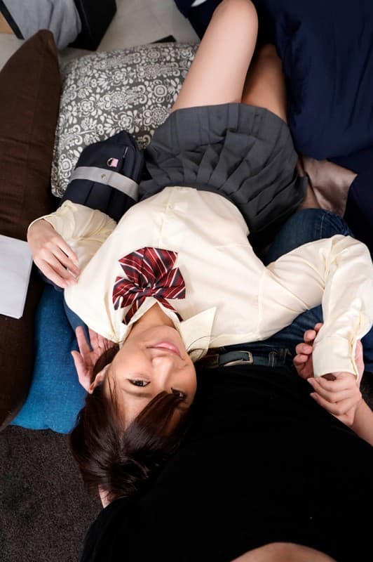 KMVR-536 【VR】恋人は家出美少女 マッチングアプリで知り合ったワケ有り女子校生とめちゃくちゃ中出し 【超高画質?60fps】