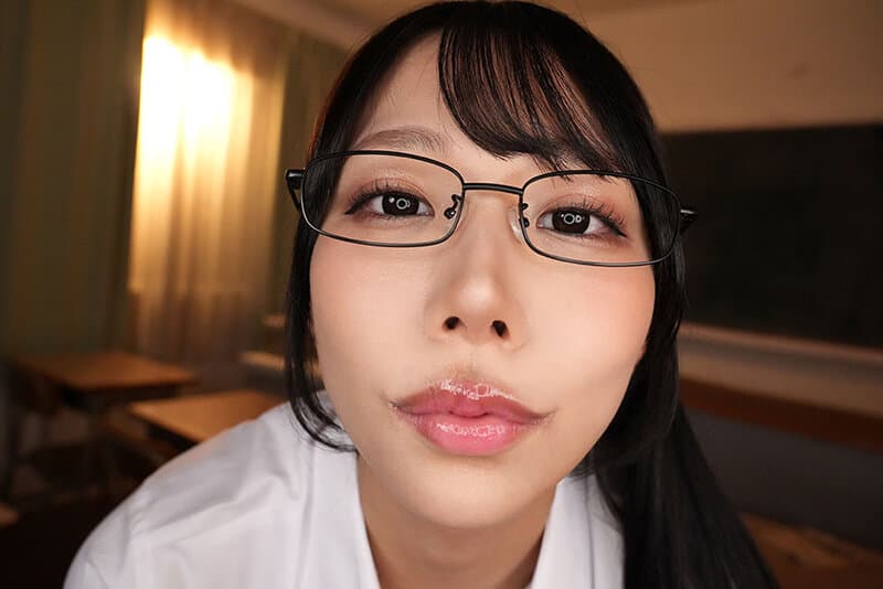 SAVR-678     【VR】趣味:生徒のイキ顔観察 早漏でも遅漏でもお構い無し。補習後は必ず顔面密着手コキで生徒を食べる教師の特権 尾崎えりか