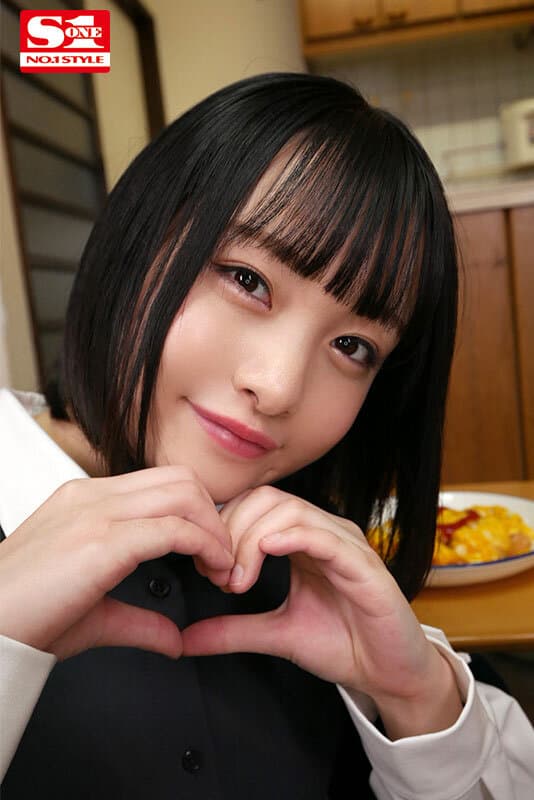 SIVR-216 【VR】愛宝すずとず～っと密着…キラキラ笑顔も純白Gカップも完全独占！最高の距離で見せる究極同棲VR