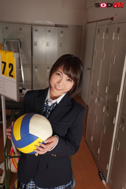 DSVR-409 【VR】後輩マネージャーと夜の体育倉庫に閉じ込められて2人きり まさかのアクシデントでドキドキのエロ神展開に！ 戸田真琴