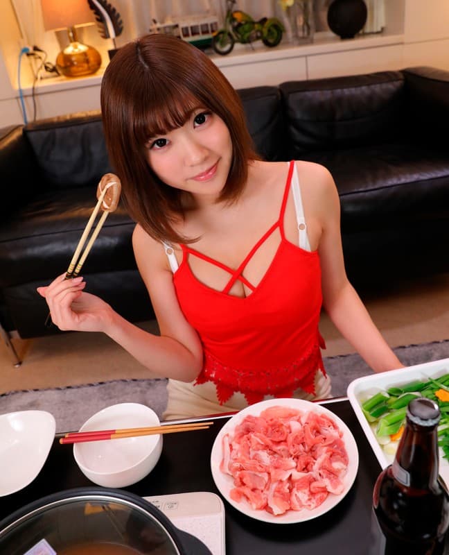 KMVR-380 【VR】ビジュアル最高＋スタイル抜群＋性格最強の彼女とラブラブ鍋！本気で酔ってしまった彼女はいつもよりエッチになりLOVELOVEセックス！裸エプロンでバックハメ特典有り 石川祐奈【リアル映像】