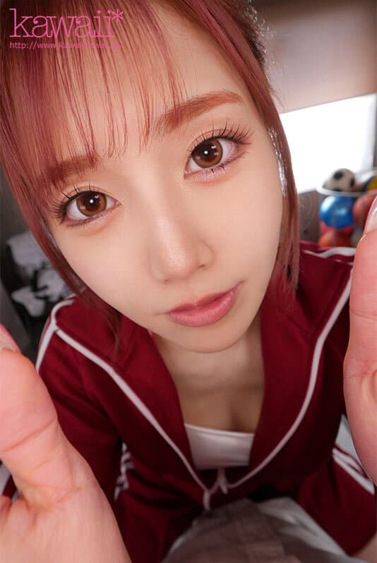 KAVR-313 【VR】クラスメートの前ではそっけないのに…二人きりだとデレ甘しゅきしゅき豹変 呼べばいつでもサセてくれる顔面優勝ギャルカノ 斎藤あみり