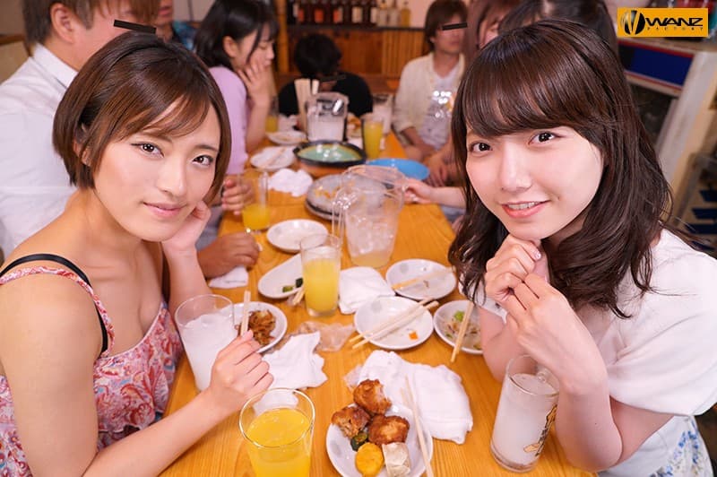 WAVR-067 【VR】HQ超絶MAX高画質！ 某有名私立大学 ネットで噂の○○サークル学園祭打ち上げ！ 田舎者の普通男子のボクが酔っぱらった女の子達に異常にモテまくるハーレム飲み会模様を勝手にVR化