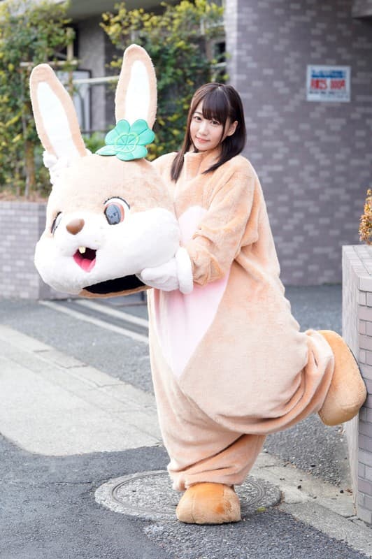 BIKMVR-078 【VR】着ぐるみの中身の女性がアイドル級に可愛い美少女だった 篠宮ゆり