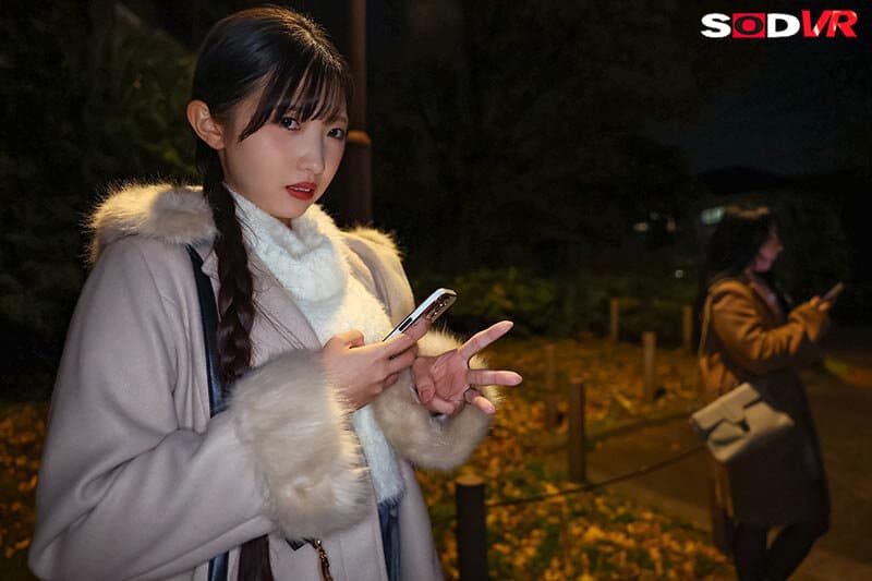 DSVR-1739     【VR】【8K】都内?大●●公園で立ちんぼしている奥さんに薬を盛ってキメセク撮影 散々中出ししまくった