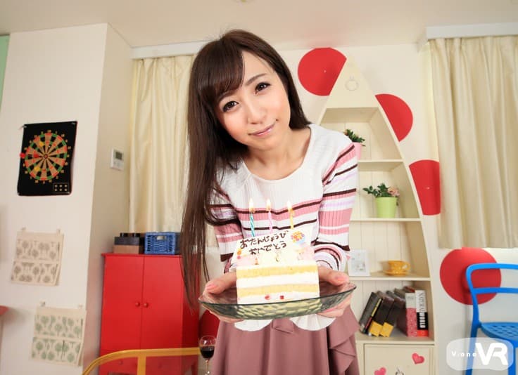 MOHV-006 【VR】小人化無し×長尺 お誕生日おめでとう 今日は何でも言う事聞いてあげる 逢沢まりあ