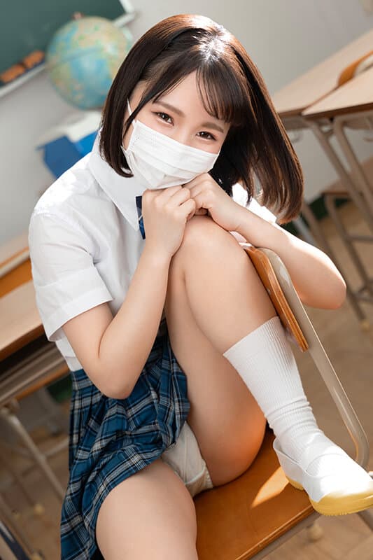 VRKM-885 由良かな【VR】入学してまだ3か月… お互い顔もよく知らずに恋に落ちた僕等は欲望のおもむくままに教室エッチ 由良さん