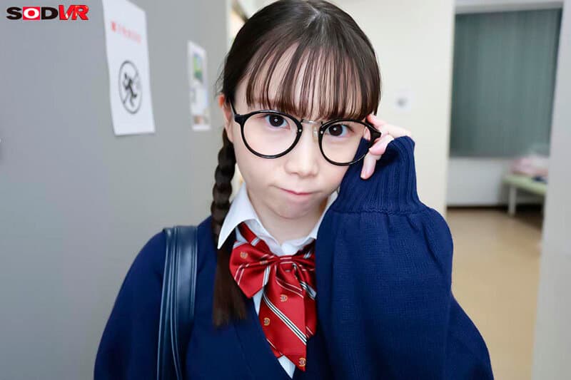 DSVR-1683 【VR】【8K】「せんせいしか私を必要としてくれない…」クラスの訳アリ地味子に手を出したけどくっそヤンデレで逆に俺がおどされている 藤田こずえ