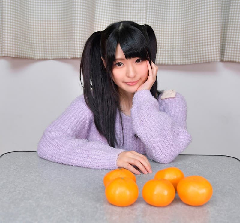 KMVR-341 【VR】コタツ団欒 家族サービスしてたら、妹が可愛すぎて我慢できずにイチャつき 生中出しSEX 藤波さとり【リアル映像】