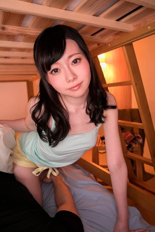 KMVR-418 【VR】お姉ちゃんがシャワーに行ったのをいいことに2段ベッドの下で寝ている彼氏を誘惑！！ベッドを激しく揺らしながらイキまくる妹に最後は大量中出し！！胡桃たえ