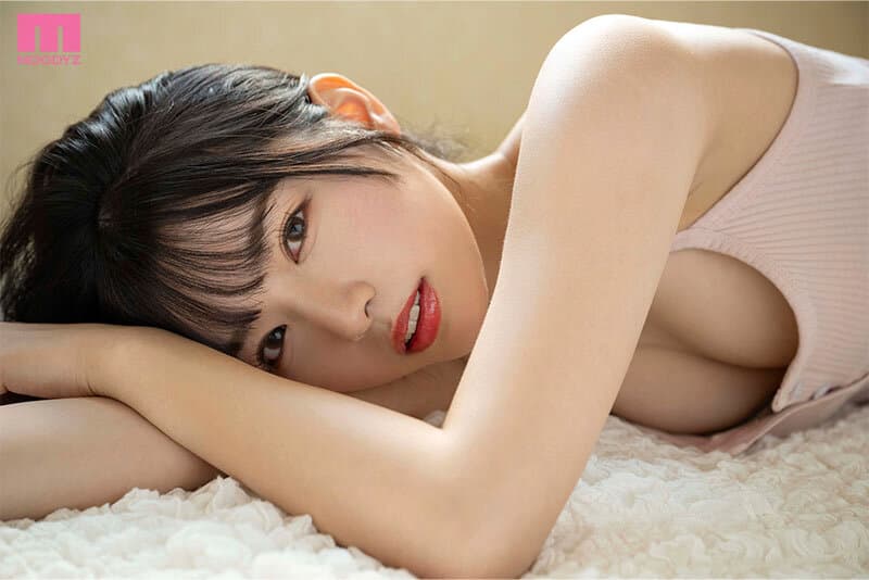 MDVR-283 【VR】「たくさん見つめてエッチしたい…。」キスをすればするほどエロが加速する…原石美少女?三浜唯初VR 8K高画質SPECIAL！！