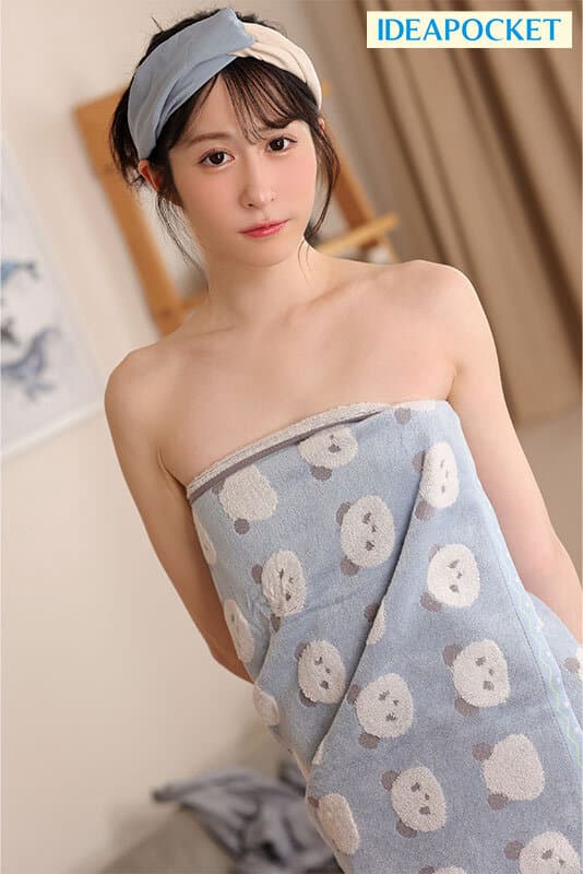 IPVR-252 【VR】初8KVR 鈴乃ウトと究極イチャラブ同棲生活 アルプス天然美少女の肌に吸い付くほどの密着SEX！ 鈴乃ウト