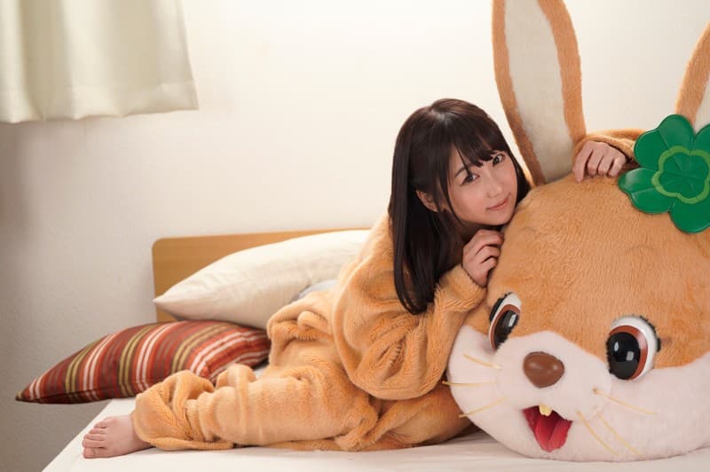 BIKMVR-078 【VR】着ぐるみの中身の女性がアイドル級に可愛い美少女だった 篠宮ゆり