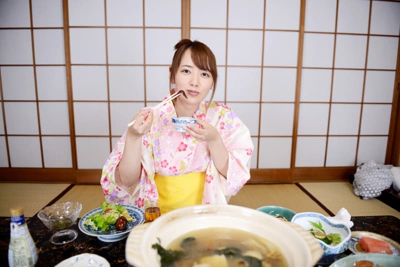 DBVR-009 【VR】激カワ彼女におねだりされて温泉旅行！湯船やスッピン寝起き時たっぷり生中出し 美咲かんな