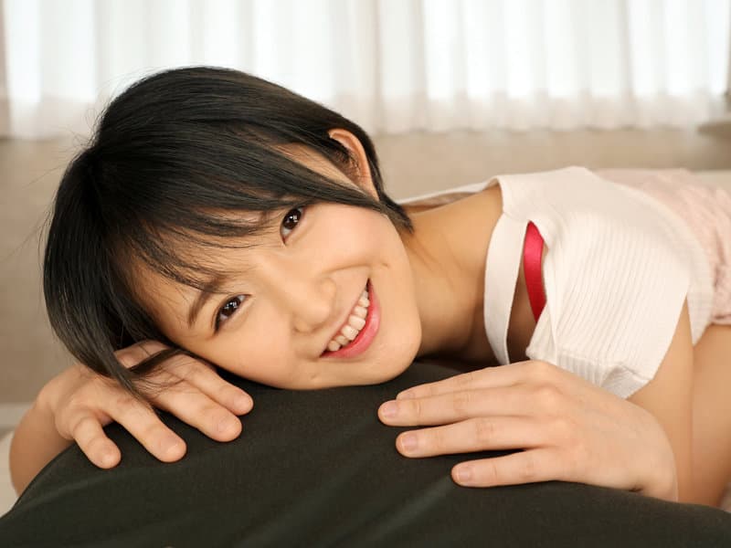 AJVR-122【VR】最愛の彼女と何度も繰り返すキスと超接近する勃起乳首＆ベスポジでヒクヒク動くアナルと生ハメ対面座位とめちゃ至近距離から何度もツバ飲まされる超?覆いかぶさられ杭打ちピストン騎乗位と膣奥突きまくりバックと超超超?覆いかぶさり正常位【生中出し】 深田結梨